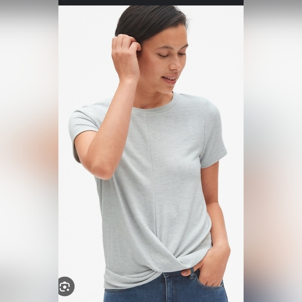 New Gap Softspun Short Sleeve Twist-Hem T-Shirt women's large gray GapFit